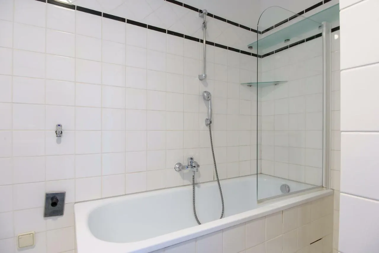 Vienna Living Apartments - Saulengasse 0*,